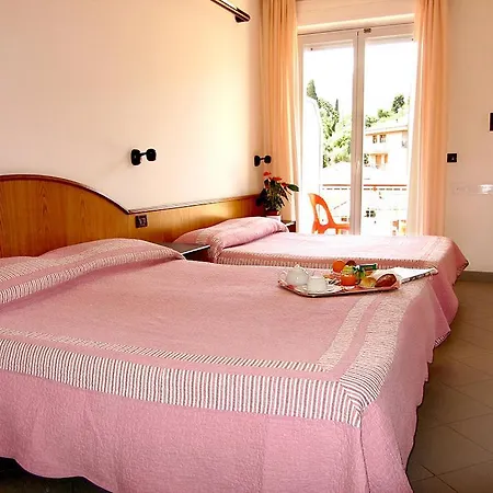 Adler 3* Alassio