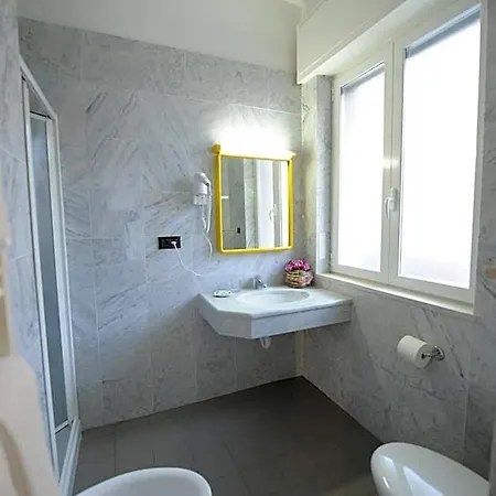 Adler 3* Alassio