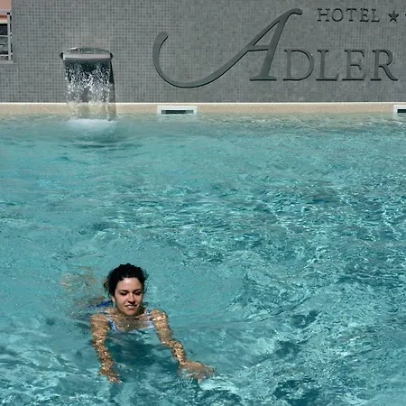 Adler Szálloda 3*
